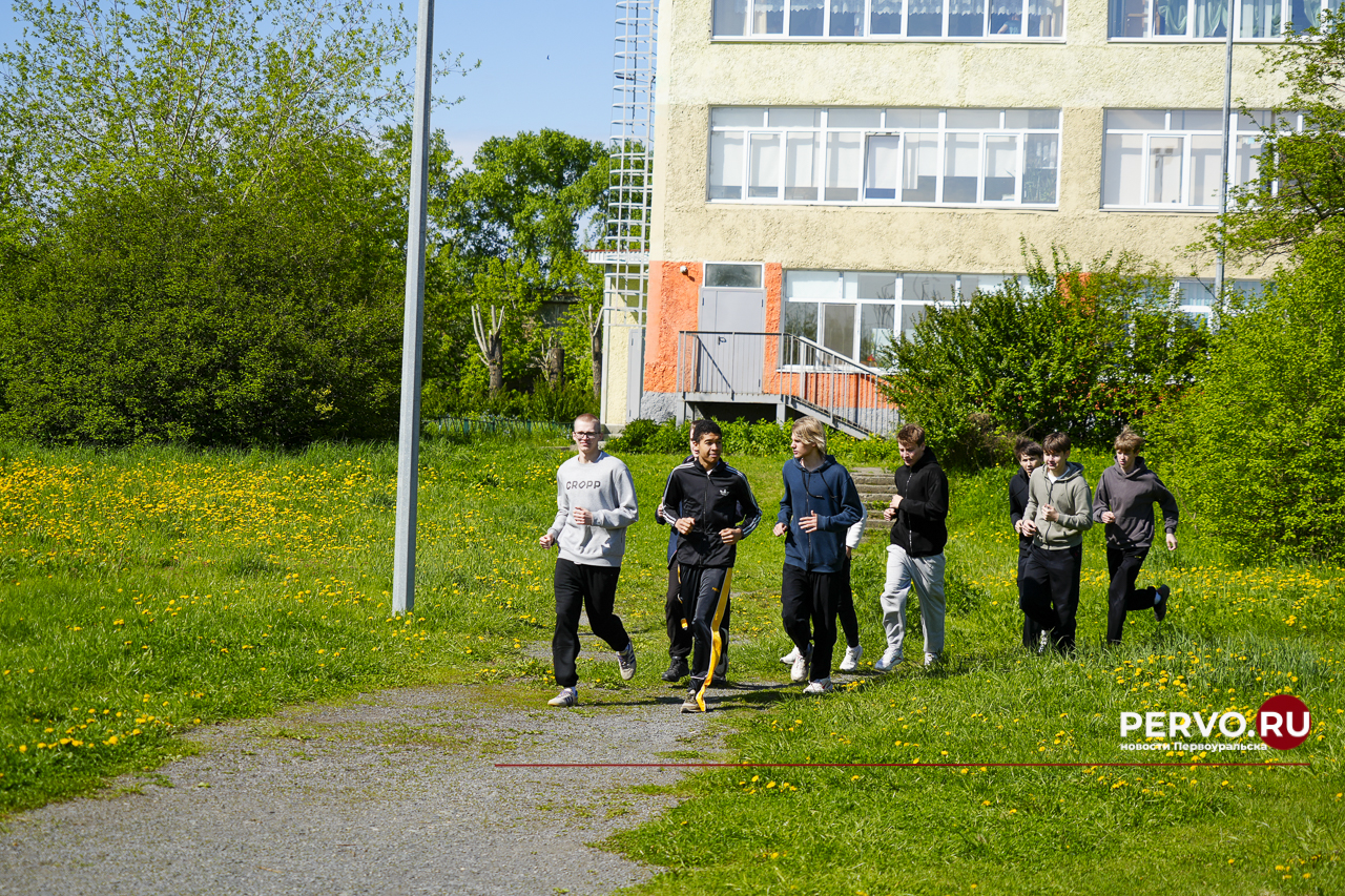 Сегодня в Первоуральске стартовали пятидневные военные сборы школьников