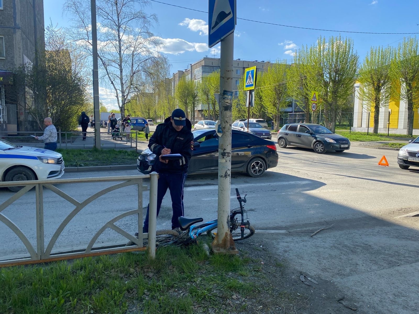 На пешеходном переходе сбили юного велосипедиста