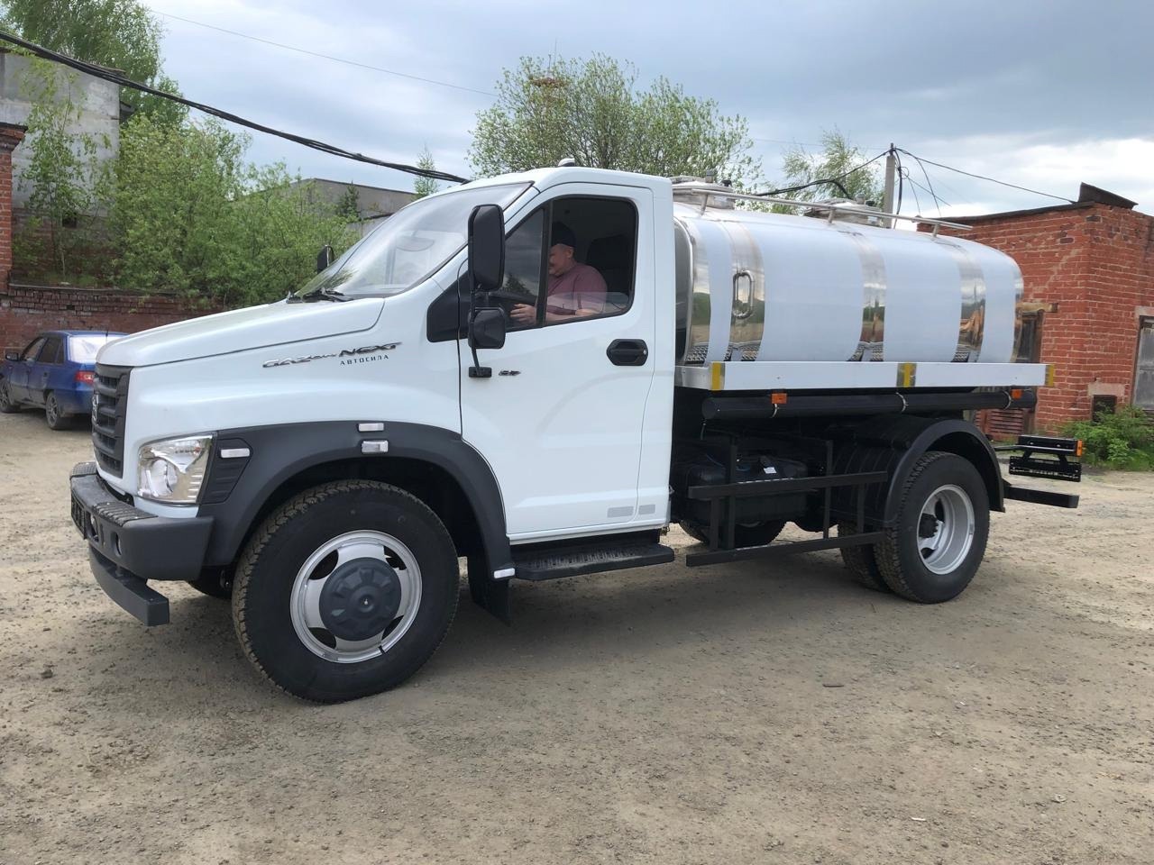 В Первоуральске «Водоканал» купил новую цистерну