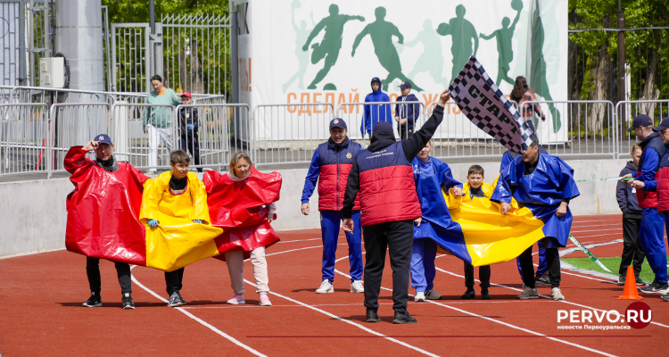 В Первоуральске с размахом отметили День химика. Фотографии