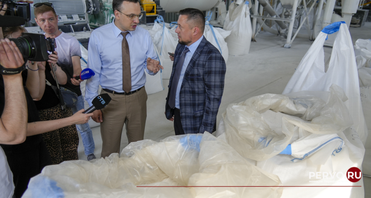 Состоялось открытие произодства по импортозамещению высокопрозрачное стекло