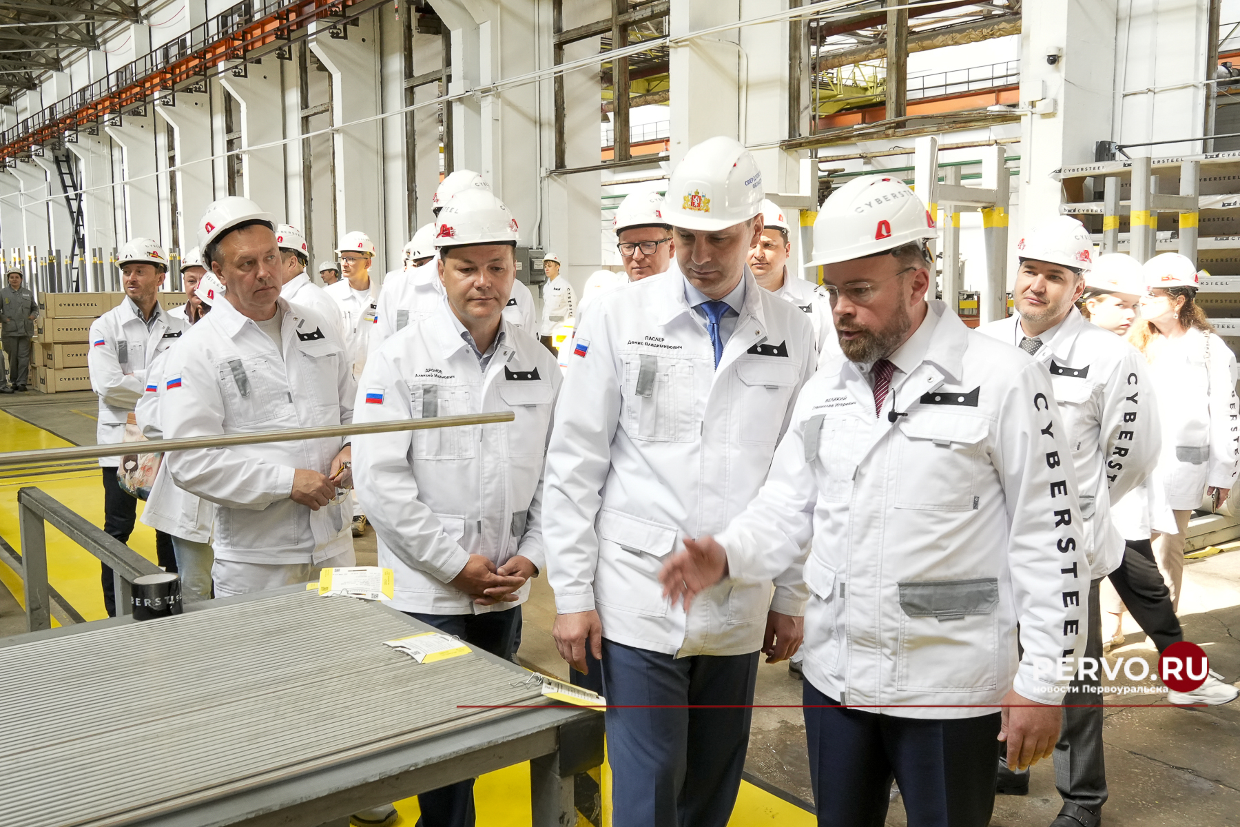 Денис Паслер и Андрей Комаров запустили новое производство по выпуску холоднодеформированных нержавеющих труб в Первоуральске