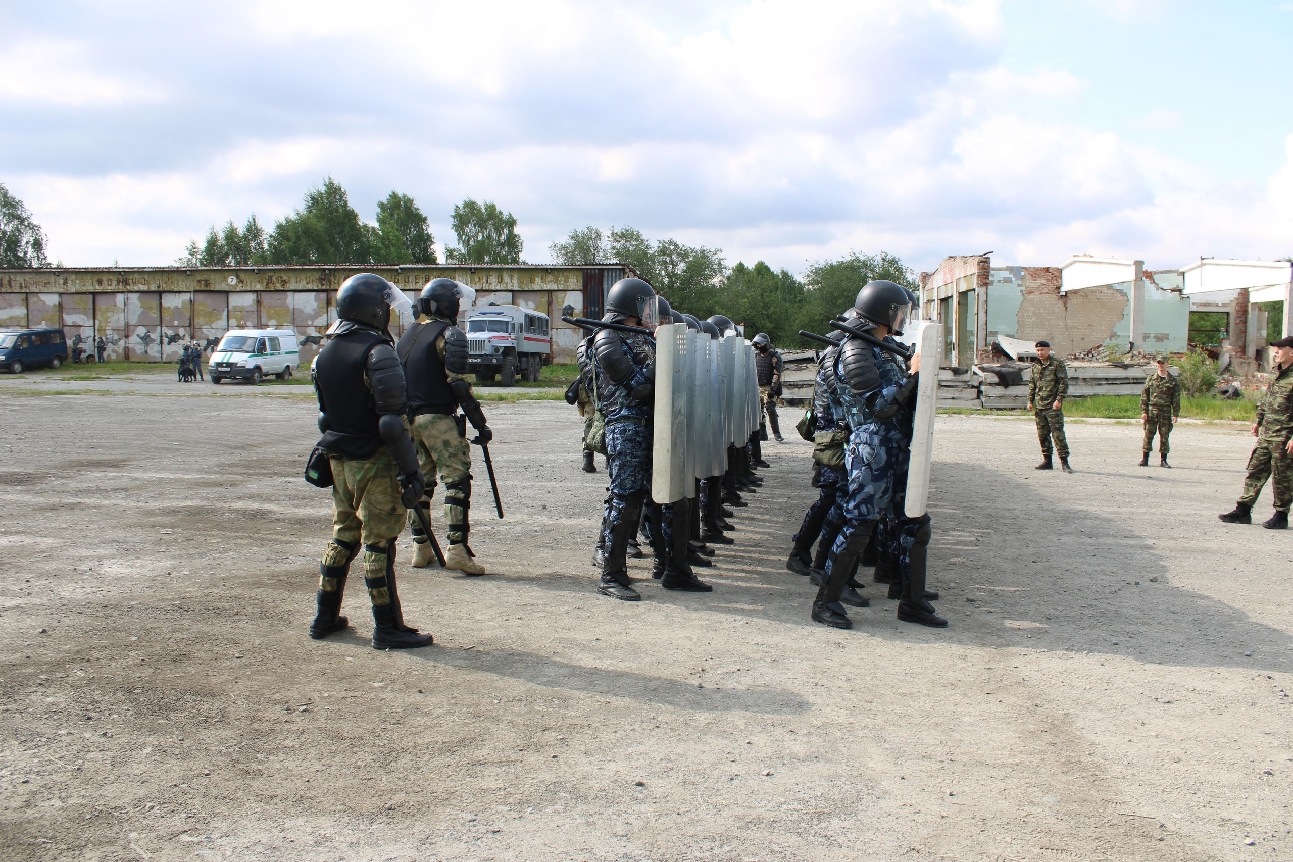 В ГУФСИН прошли учения по предотвращению массовых беспорядков