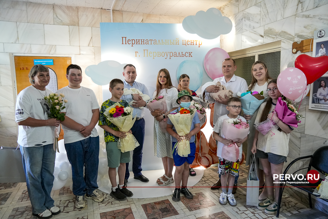 В перинатальном центре состоялась торжественная выписка новорожденных