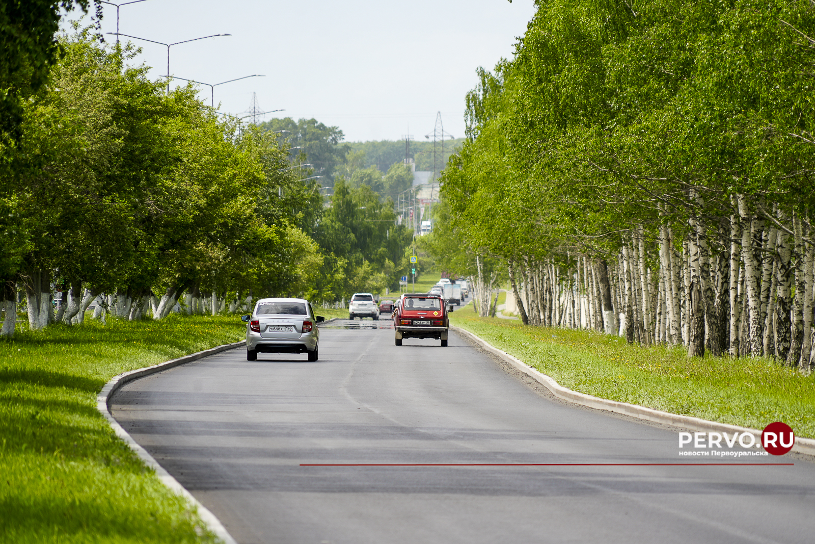 В муниципальном округе продолжаются дорожные работы