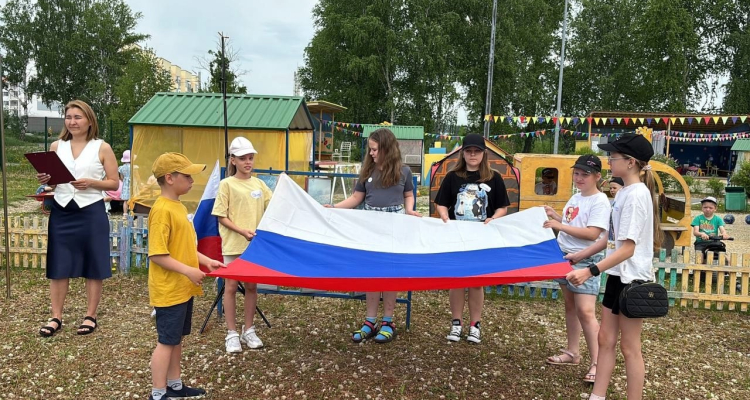 3458 детей примут участие в первой смене в лагерях с дневным пребыванием