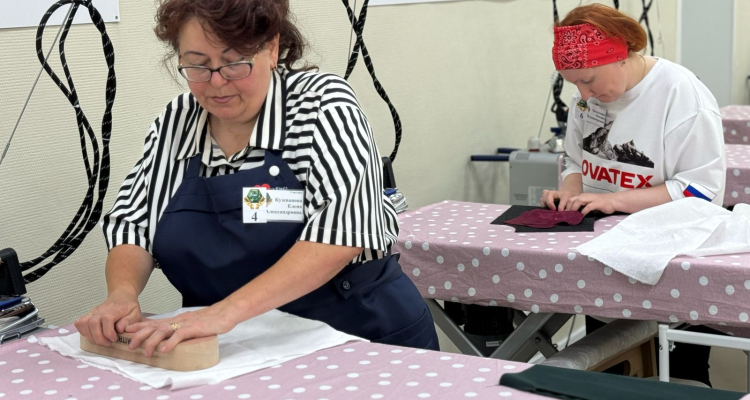 Первоуралочка признана лучшей швеёй Свердловской области