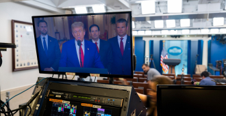 Сенат США рассмотрел резолюцию о запрете атаковать Иран без одобрения конгресса