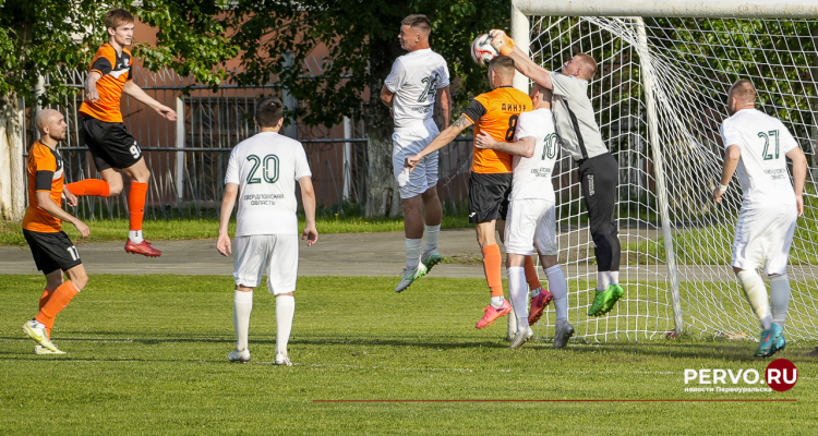 Первоуральское дерби закончилось победой «Динура»