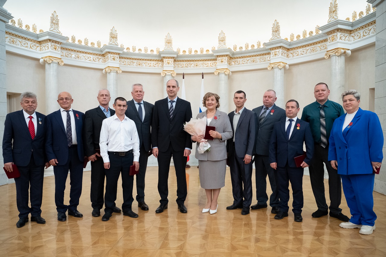 Врио губернатора вручил государственные награды