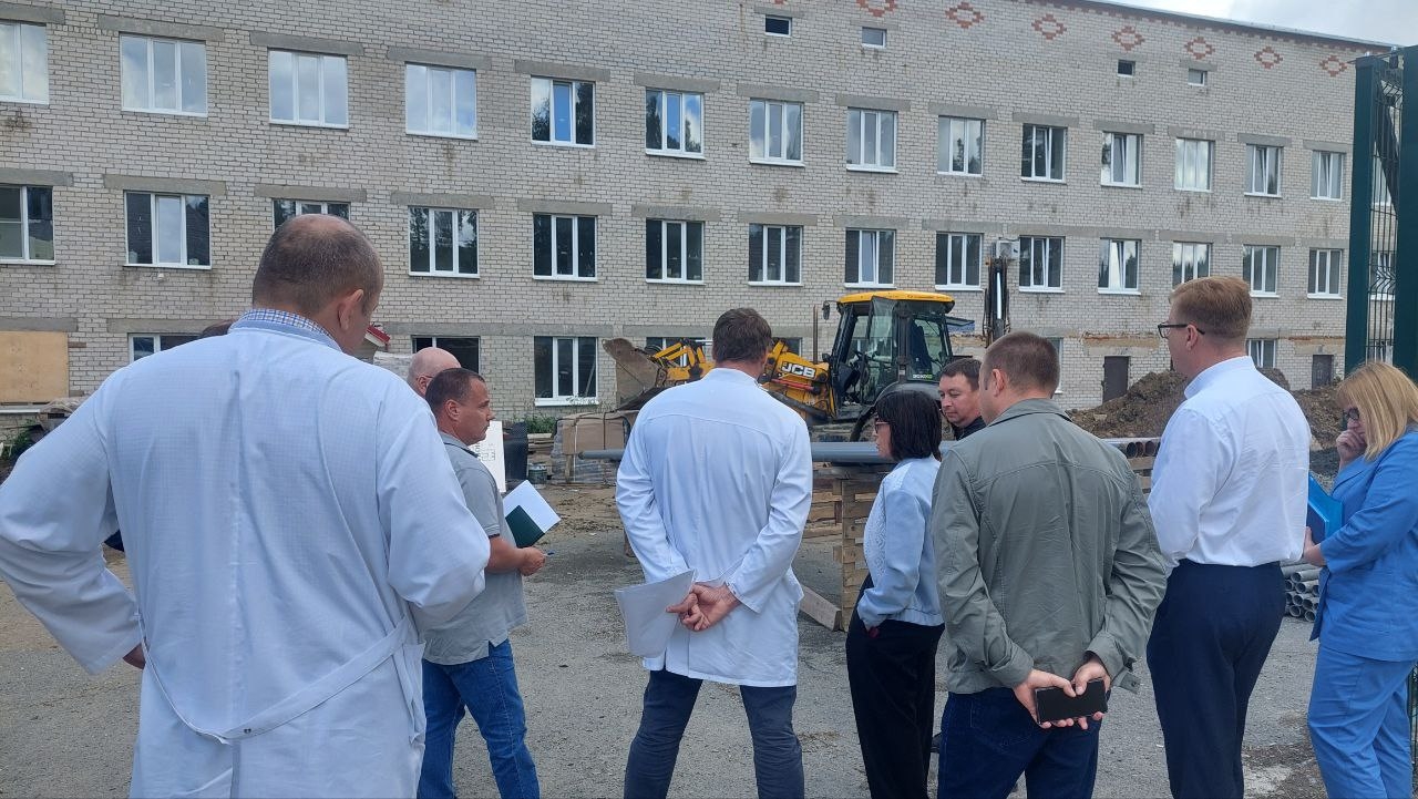Заместитель губернатора – министр здравоохранения Свердловской области Татьяна Савинова посетила Первоуральск