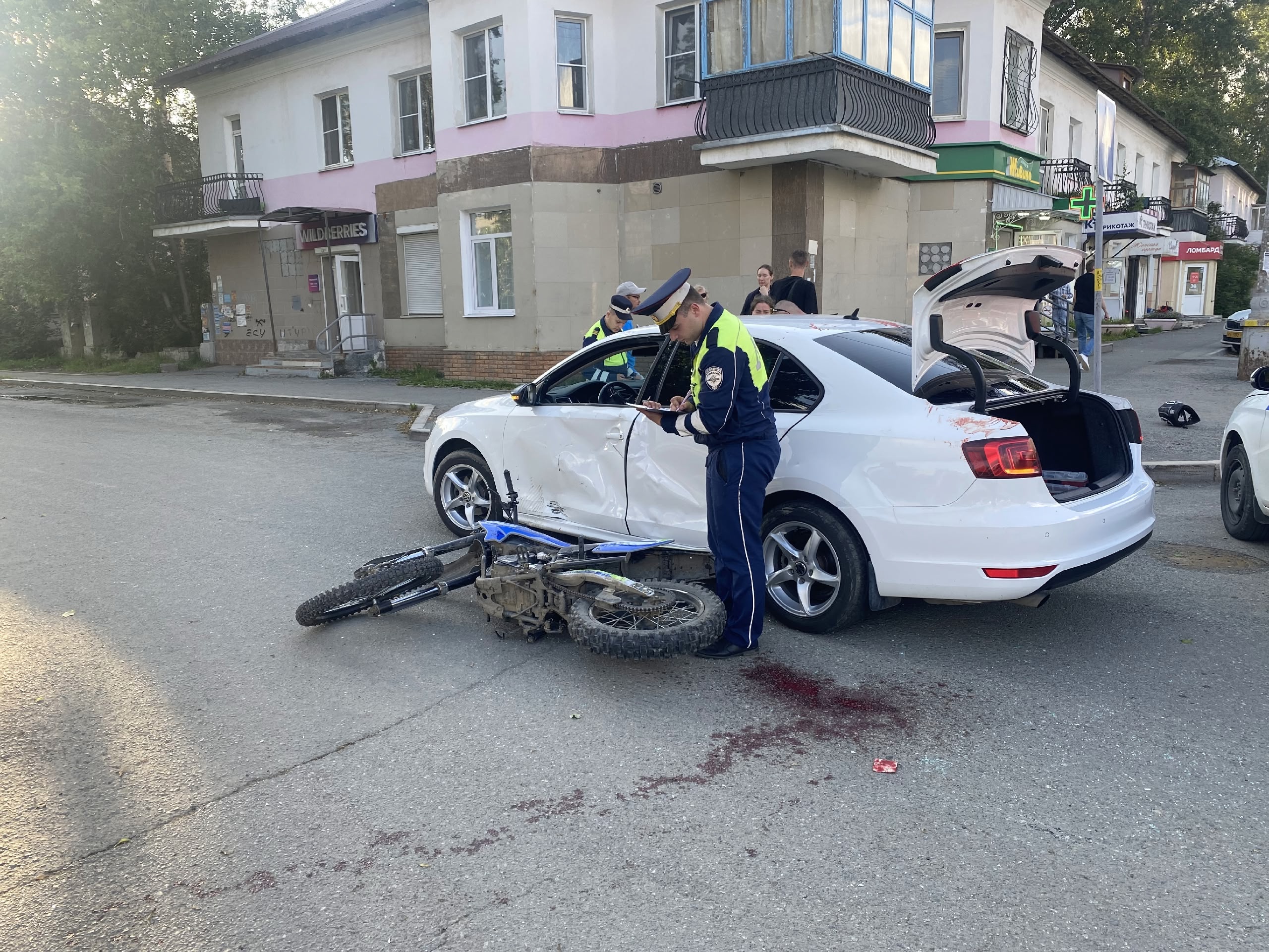 Пьяный питбайкер без прав спровоцировал ДТП