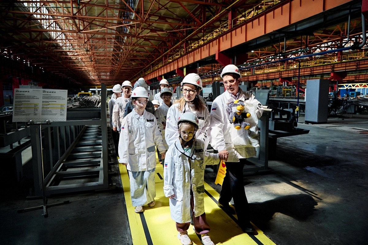 Первоуральск: Компания CYBERSTEEL отметила 5-летие Киберметаллургии