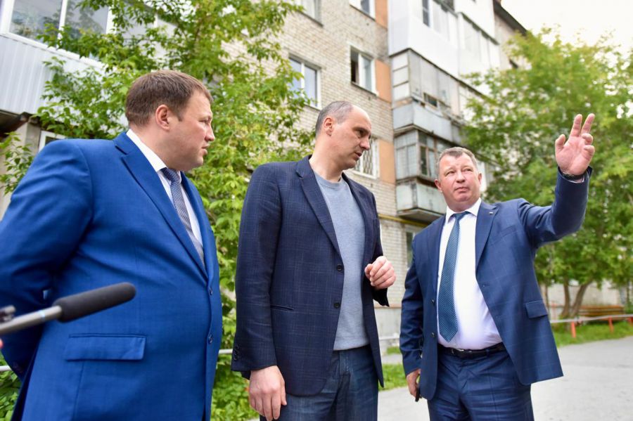 Денис Паслер встретился с представителями градообразующих металлургических предприятий Серовского муниципального округа