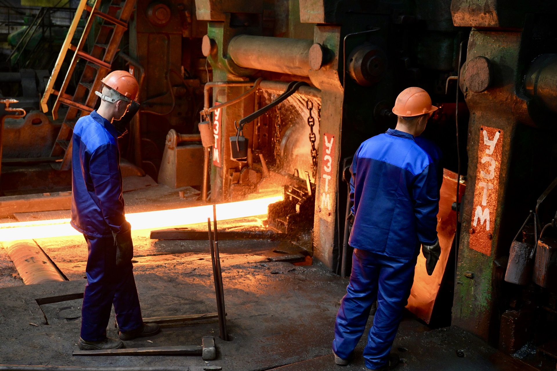 Денис Паслер заявил о новом этапе развития Нижнесалдинского металлургического завода