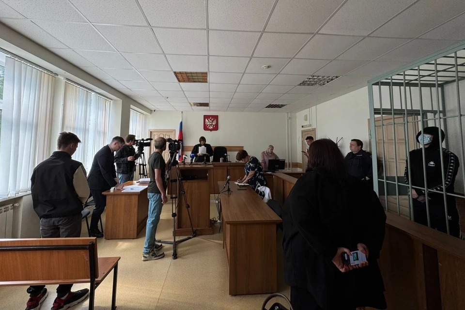 В Первоуральске судили двух мужчин, ограбивших случайного прохожего