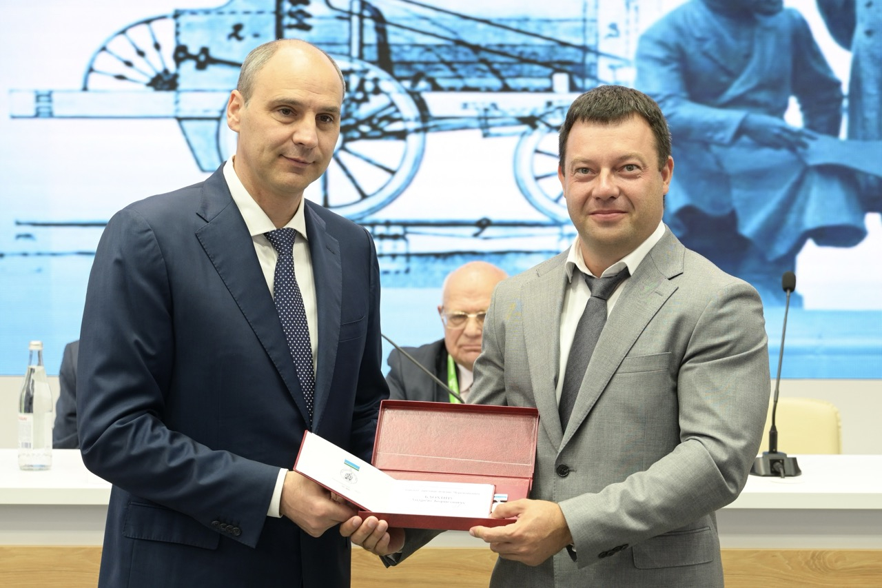 Главный энергетик ПНТЗ стал лауреатом премии имени Черепановых