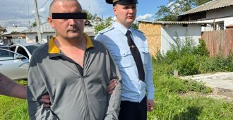 Свердловская полиция задержала подозреваемого в покушении на убийство женщины