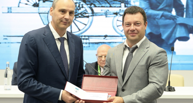 Главный энергетик ПНТЗ стал лауреатом премии имени Черепановых