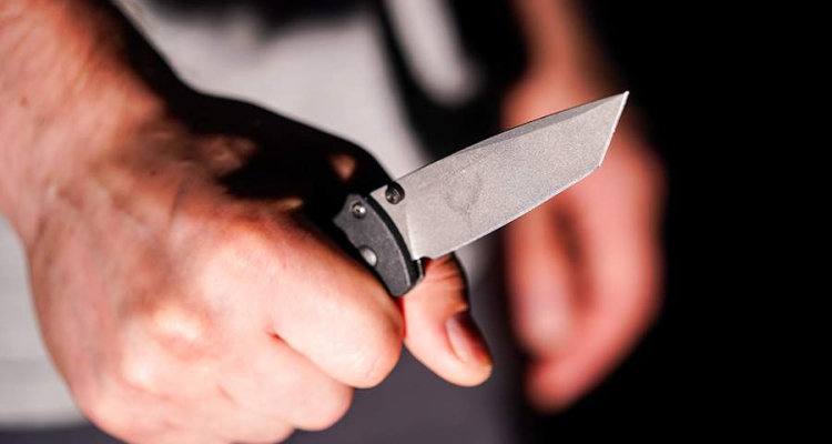 Юный первоуралец в московской гостинице ударил ножом товарища