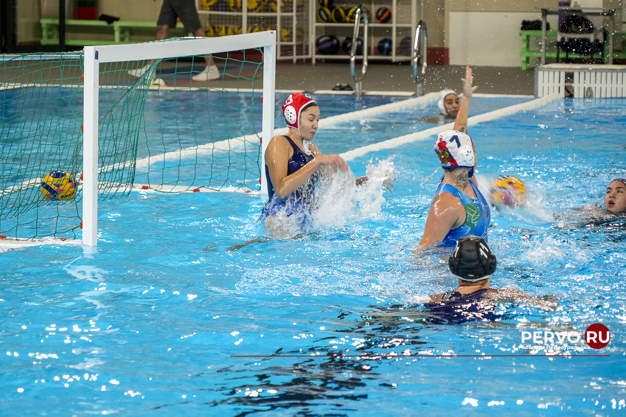 В Первоуральске «Евразия» провела товарищеский матч с молодёжной сборной России