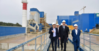 Денису Паслеру представили новый завод по производству стройматериалов