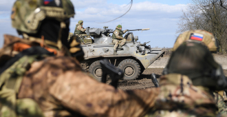 Российские бойцы взяли под контроль трассу Красноармейск — Павлодар