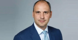 Денис Паслер приветствовал тысячи жителей Богдановича на Дне города