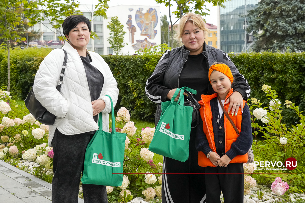 Алексей Дронов принял участие в акции «Собери ребенка в школу»