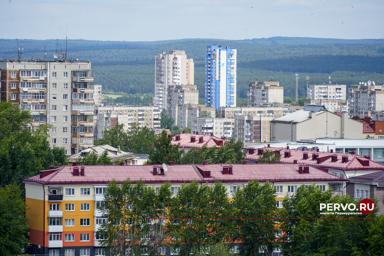 В Первоуральске продолжаются работы по промывке сетей
