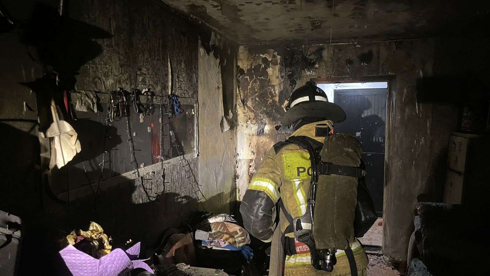 🚒 В 4-этажке на Динасе выгорела квартира