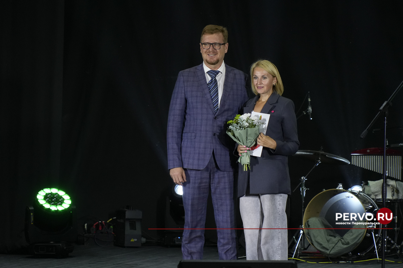 Первоуральск: Александр Шамсутдинов награждён знаком отличия «За заслуги перед Свердловской областью»