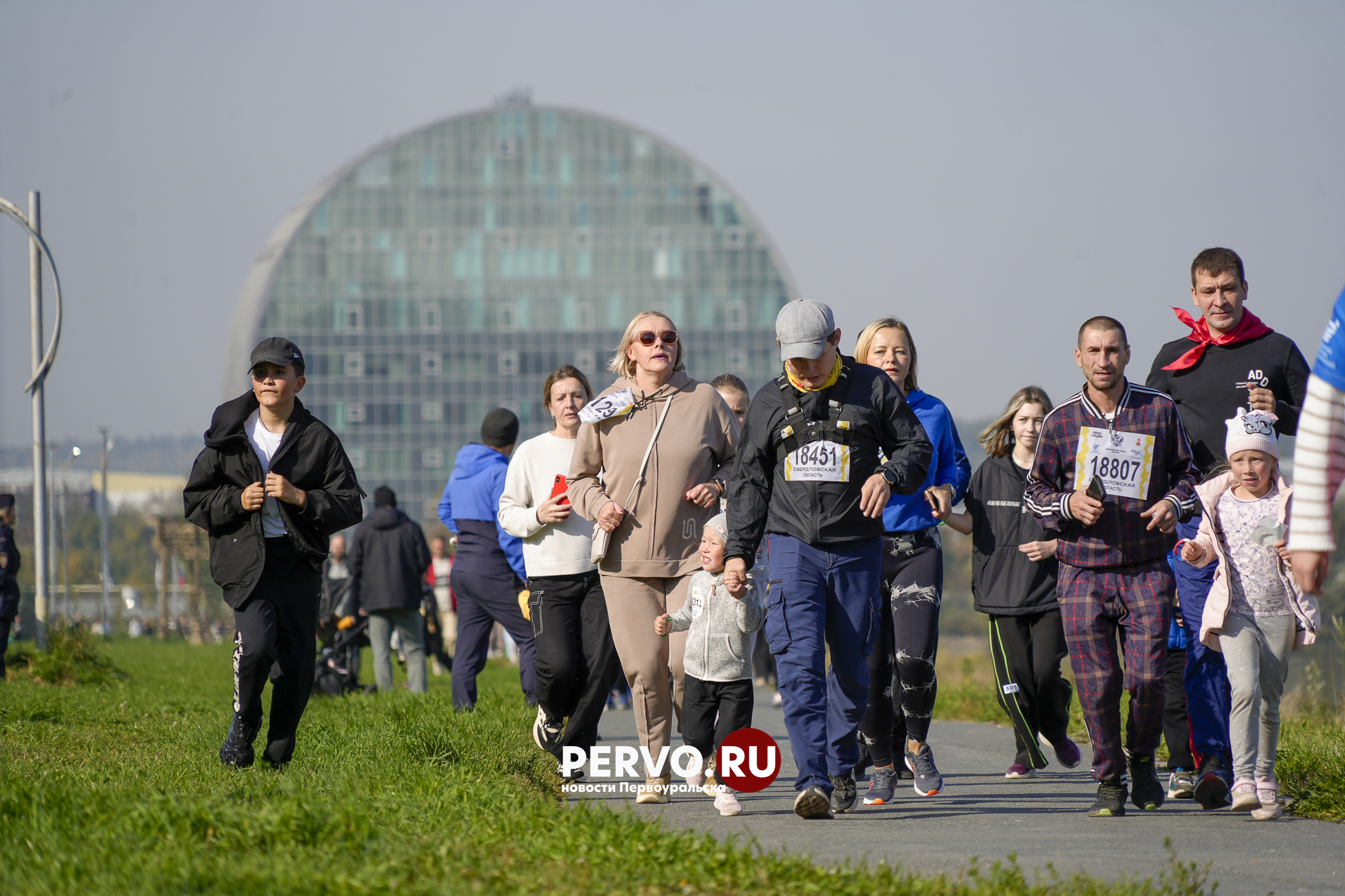 Жители Первоуральска приняли участие в «Кроссе Нации-2025»