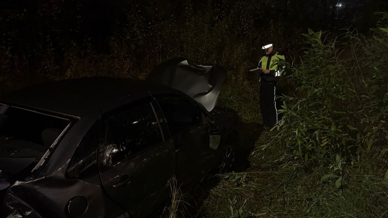 Автоинспекторы устанавливают обстоятельства ДТП с участием автобуса