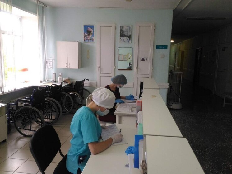 Первоуральская больница направила 19 студентов в УГМУ и СОМК