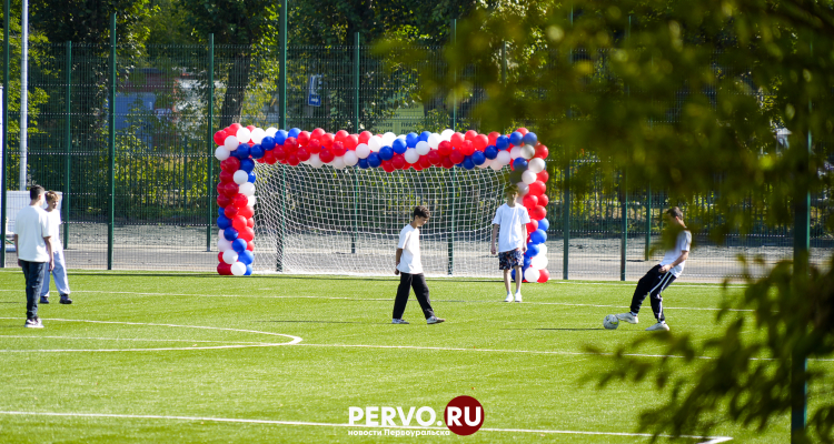 В школе №12 открыли новый спортивный комплекс