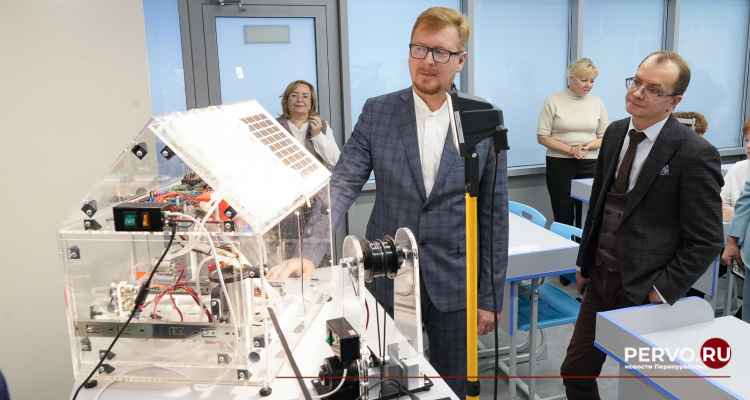 В школе №5 открылись лаборатории раннего инженерного образования