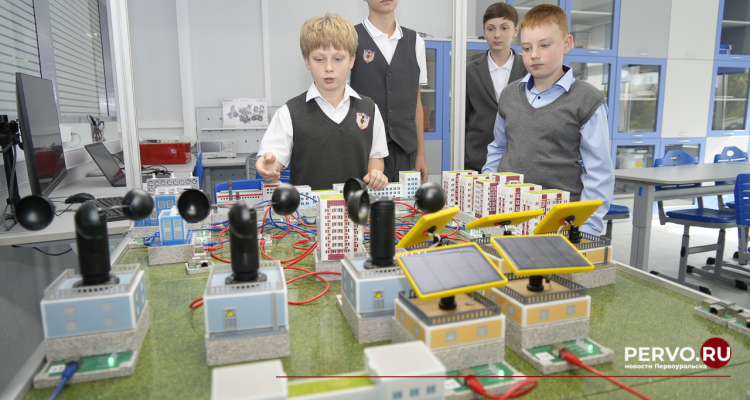 В лицее № 21 открылся современный инженерно-технологический центр