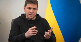 Подоляк: заморозка линии фронта является одним из возможных сценариев