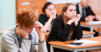 В России продолжат эксперимент со сдачей двух предметов на ОГЭ