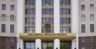 Оппозиция побеждает внутри Молдавии с 49,54% голосов