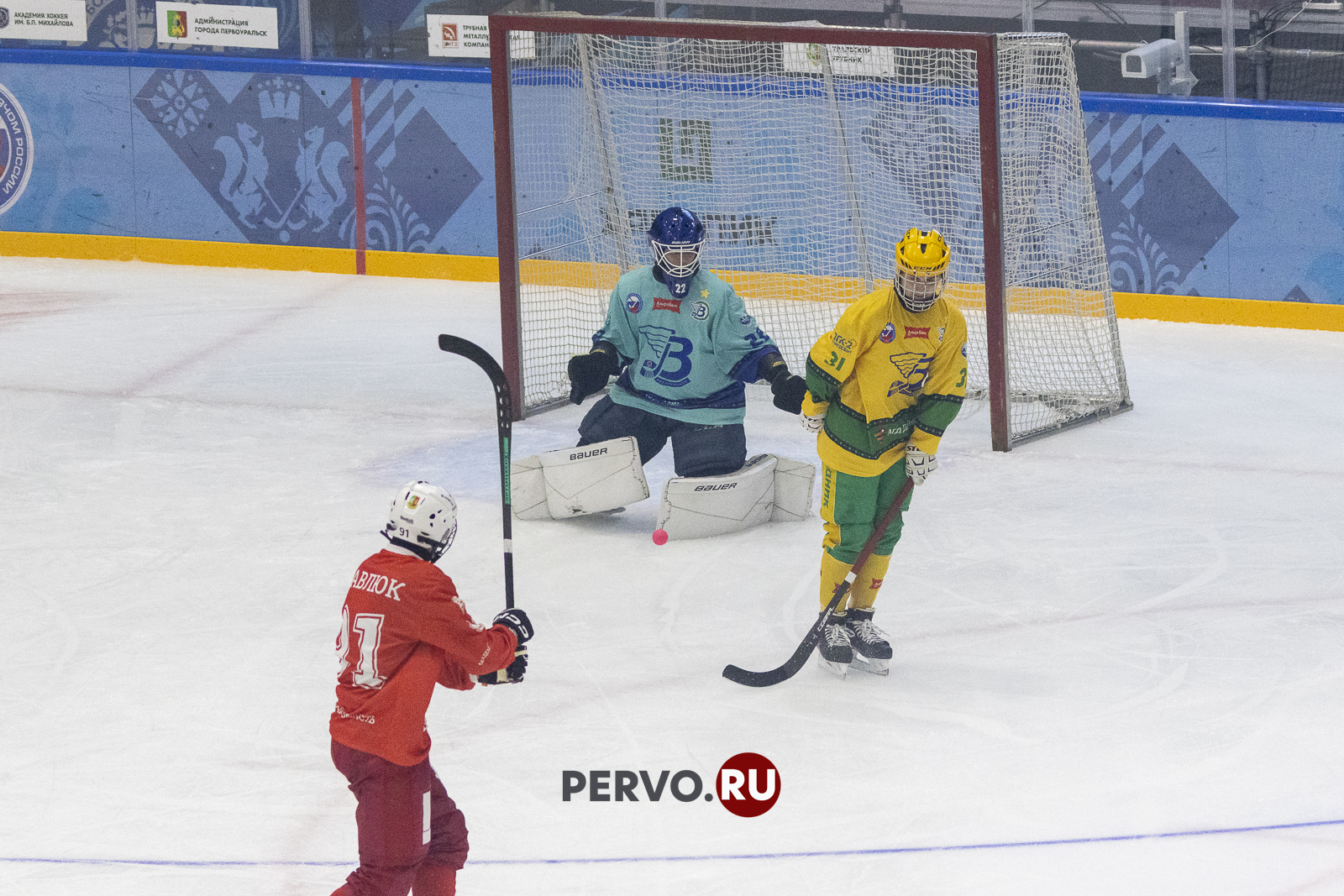 Первоуральск: «Уральский Трубник» в первый день одержал крупную победу