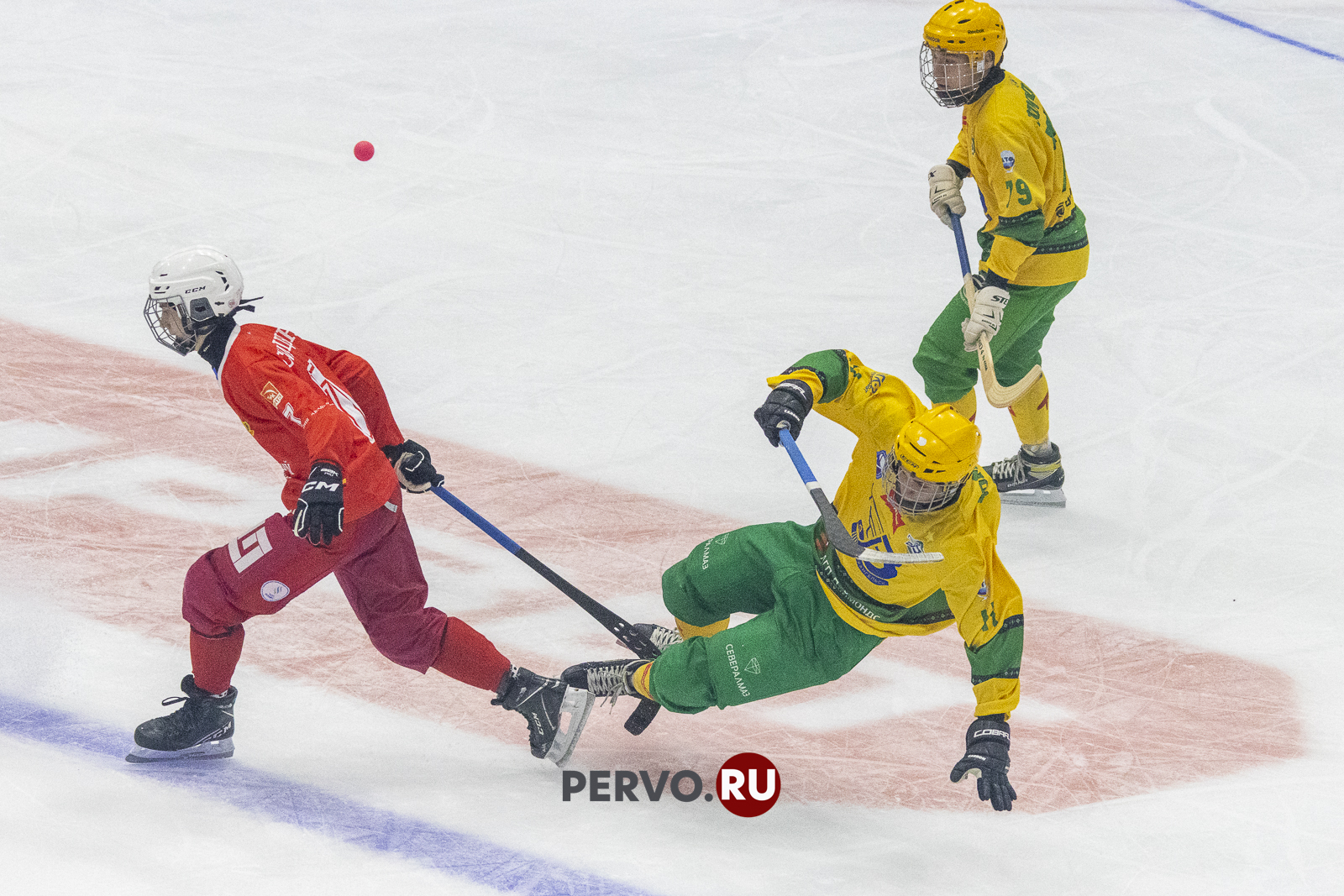 Первоуральск: «Уральский Трубник» в первый день одержал крупную победу