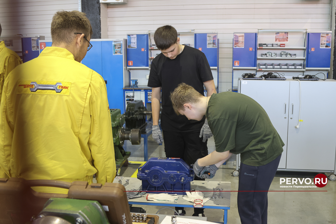 В Первоуральске состоялся день открытых дверей в Образовательном центре Белой металлургии