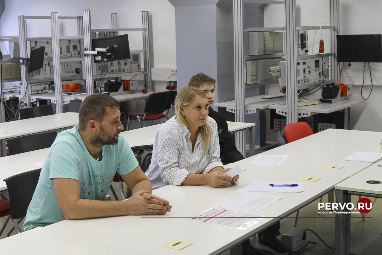 В Первоуральске состоялся день открытых дверей в Образовательном центре Белой металлургии