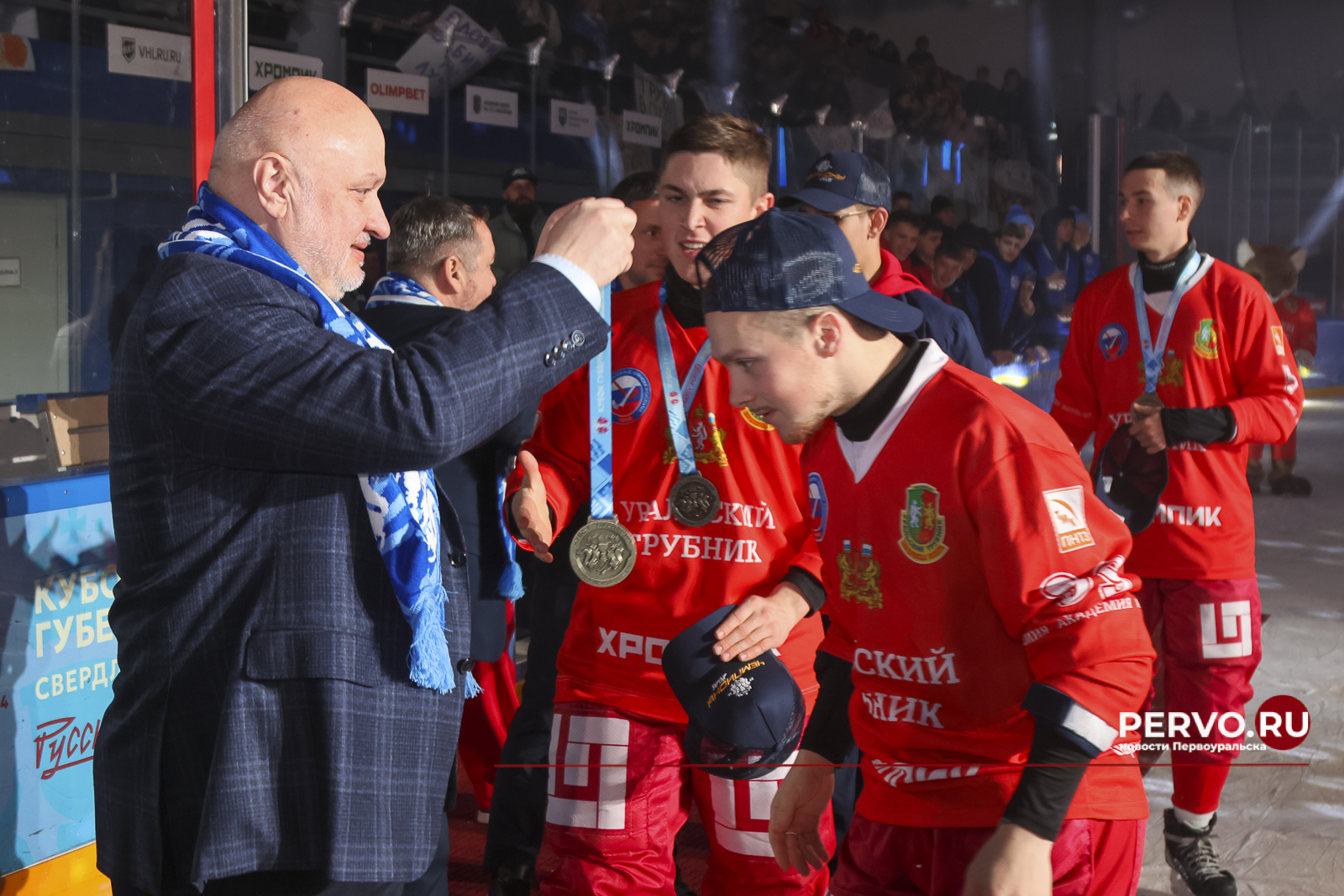 Команда «Уральский трубник» — чемпионы Кубка губернатора Свердловской области по мини-хоккею с мячом