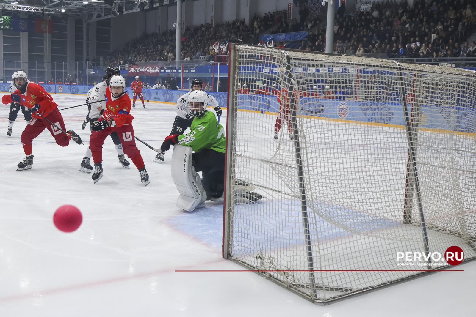 Кубок Губернатора во второй раз остался в Первоуральске