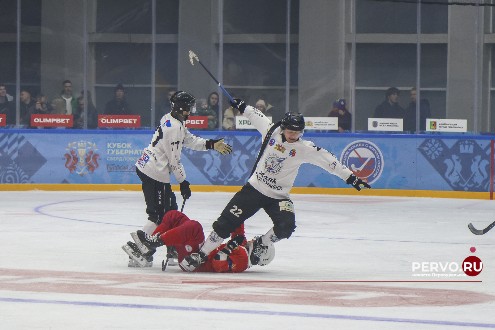 Кубок Губернатора во второй раз остался в Первоуральске