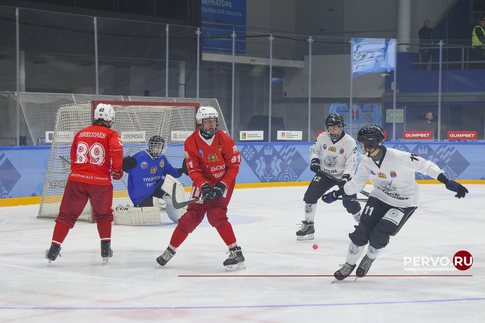 Кубок Губернатора во второй раз остался в Первоуральске