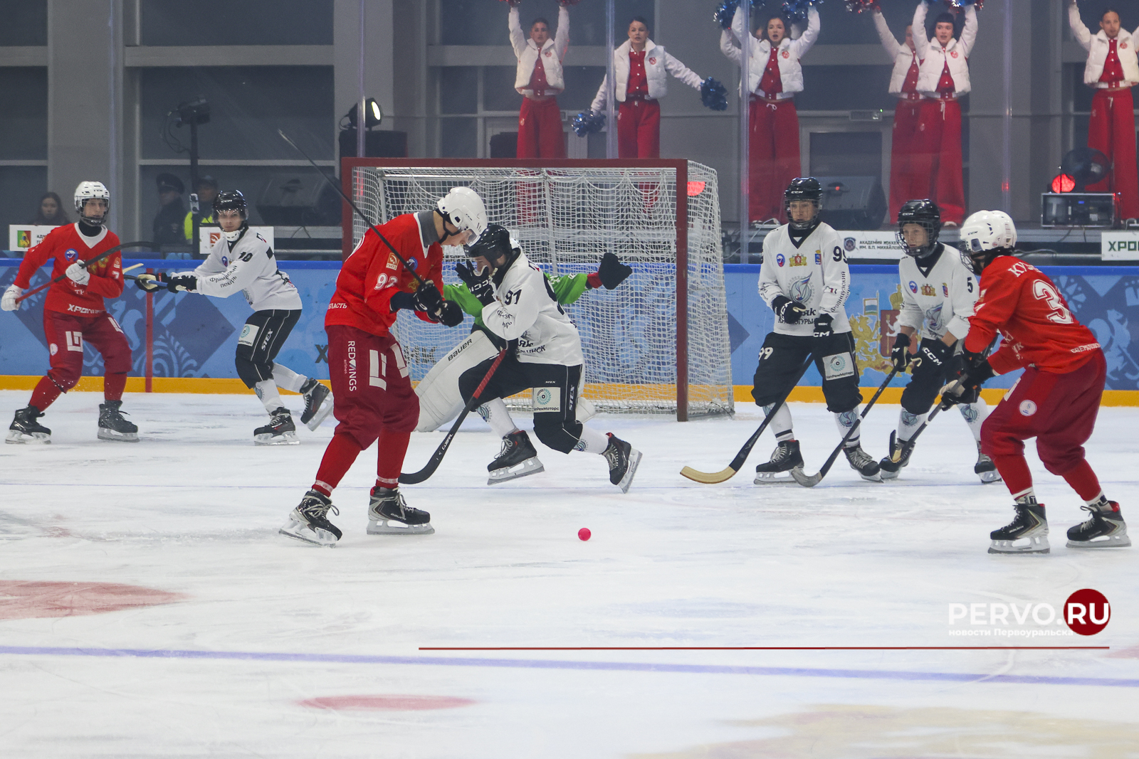 Кубок Губернатора во второй раз остался в Первоуральске